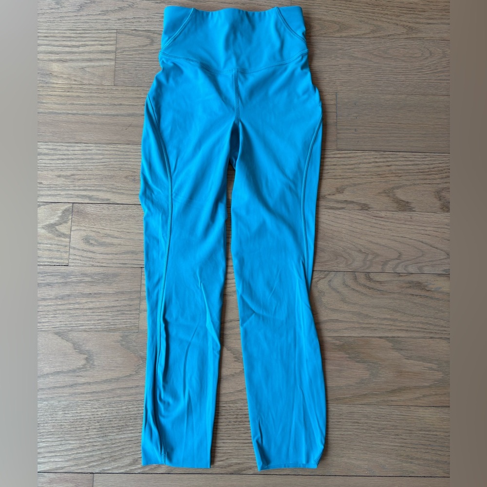 Lululemon Wunder Train High-Rise Tight 25”. Size 0. Barely worn!